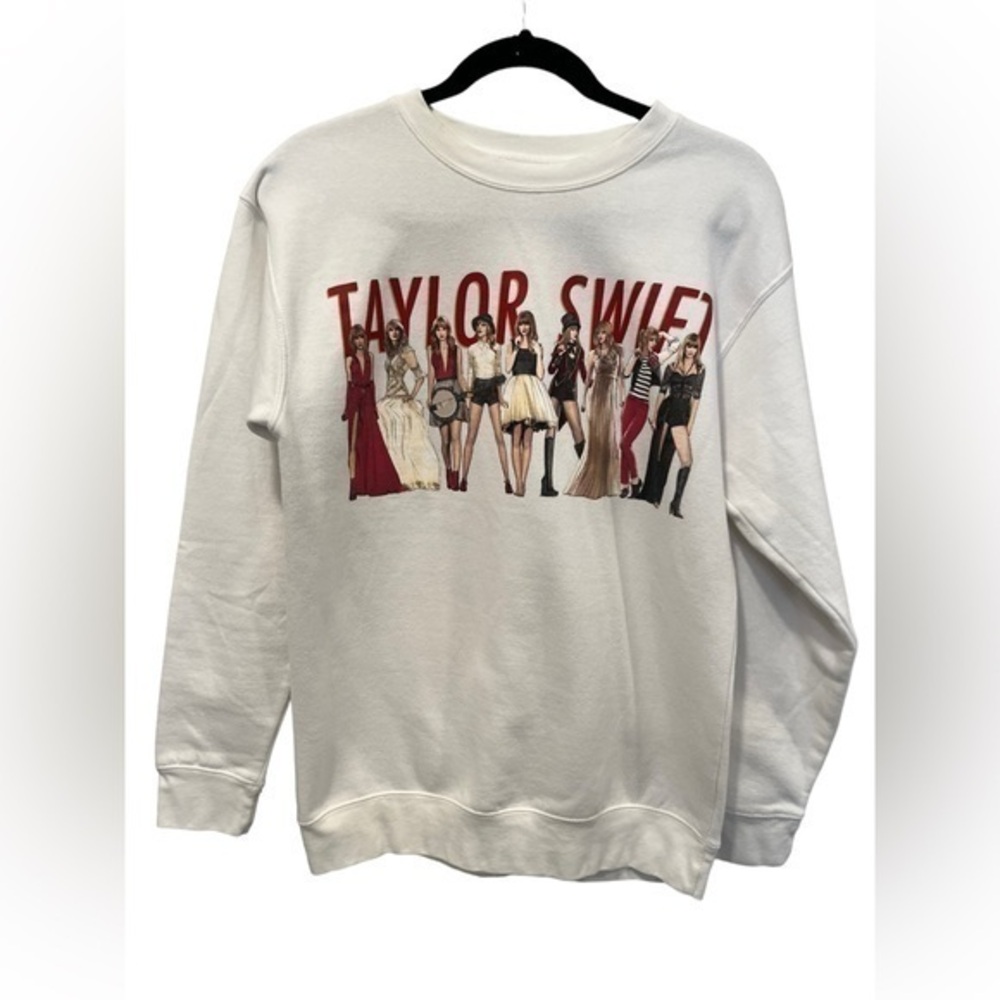 Taylor Swift Sweatshirt Eras White‎ Crewneck Size Medium EUC
